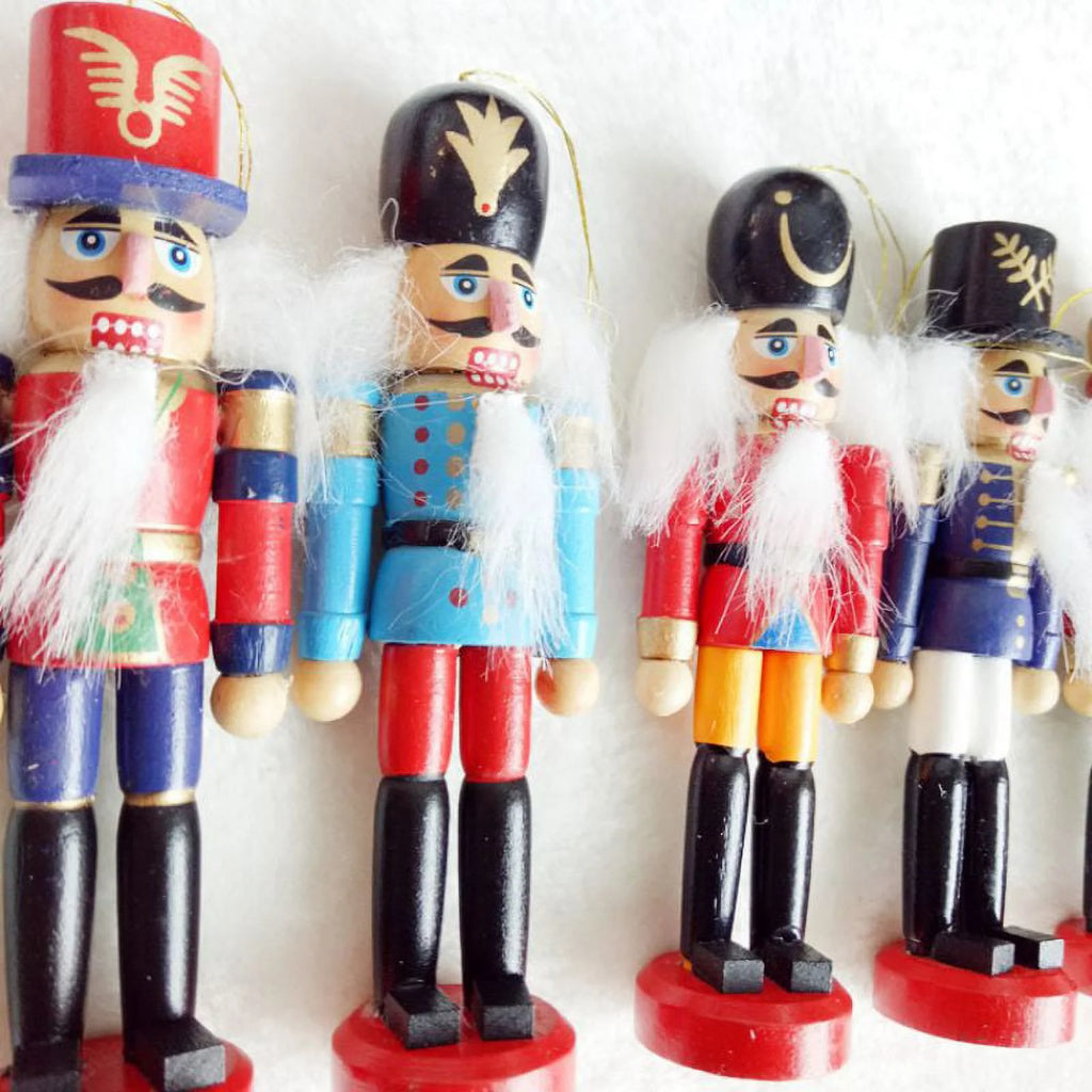 Wooden Nutcracker Puppet Doll Toys, 6 Pieces V197