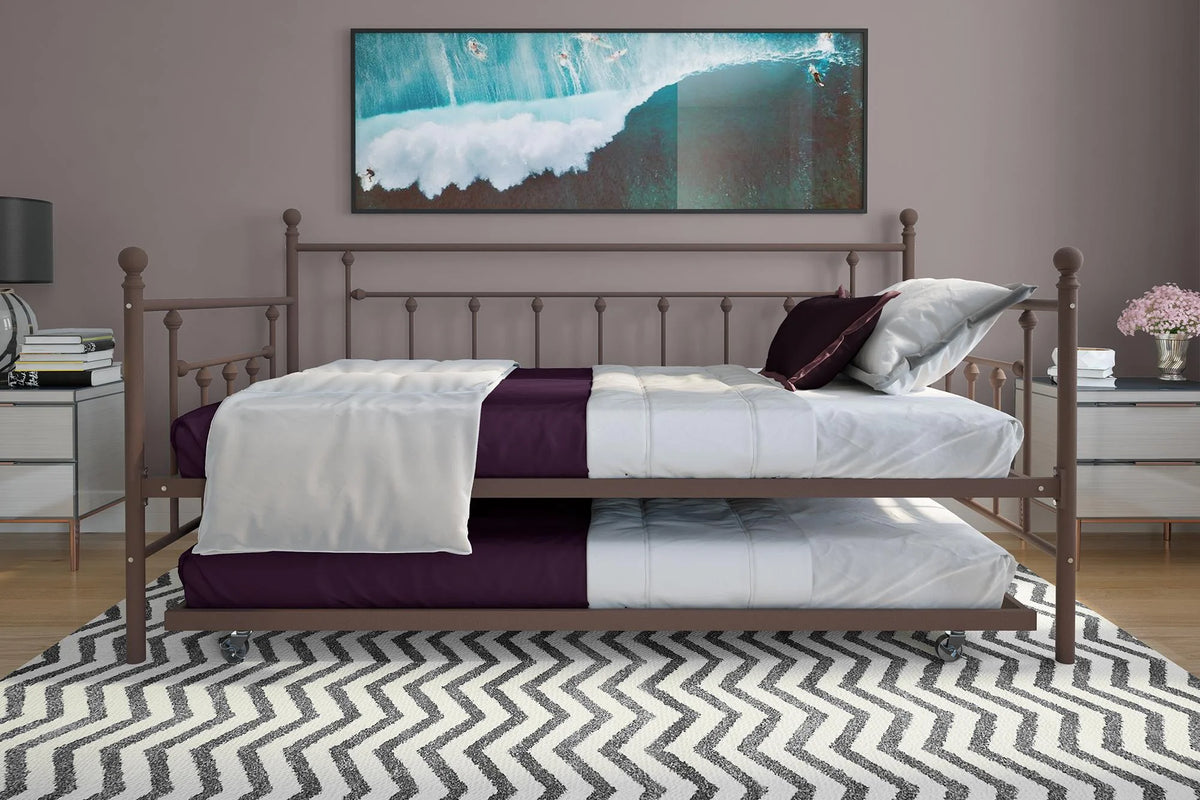 Bronze Metal Daybed and Trundle L527028