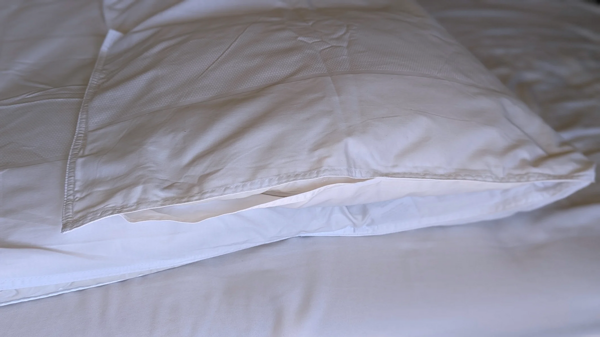 Jacquard White Top Sheet with Pocket 86 x 92 Full Z7048