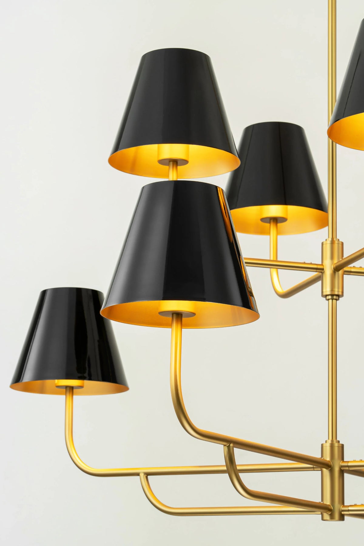 8-Light Dimmable Tiered Chandelier T7253