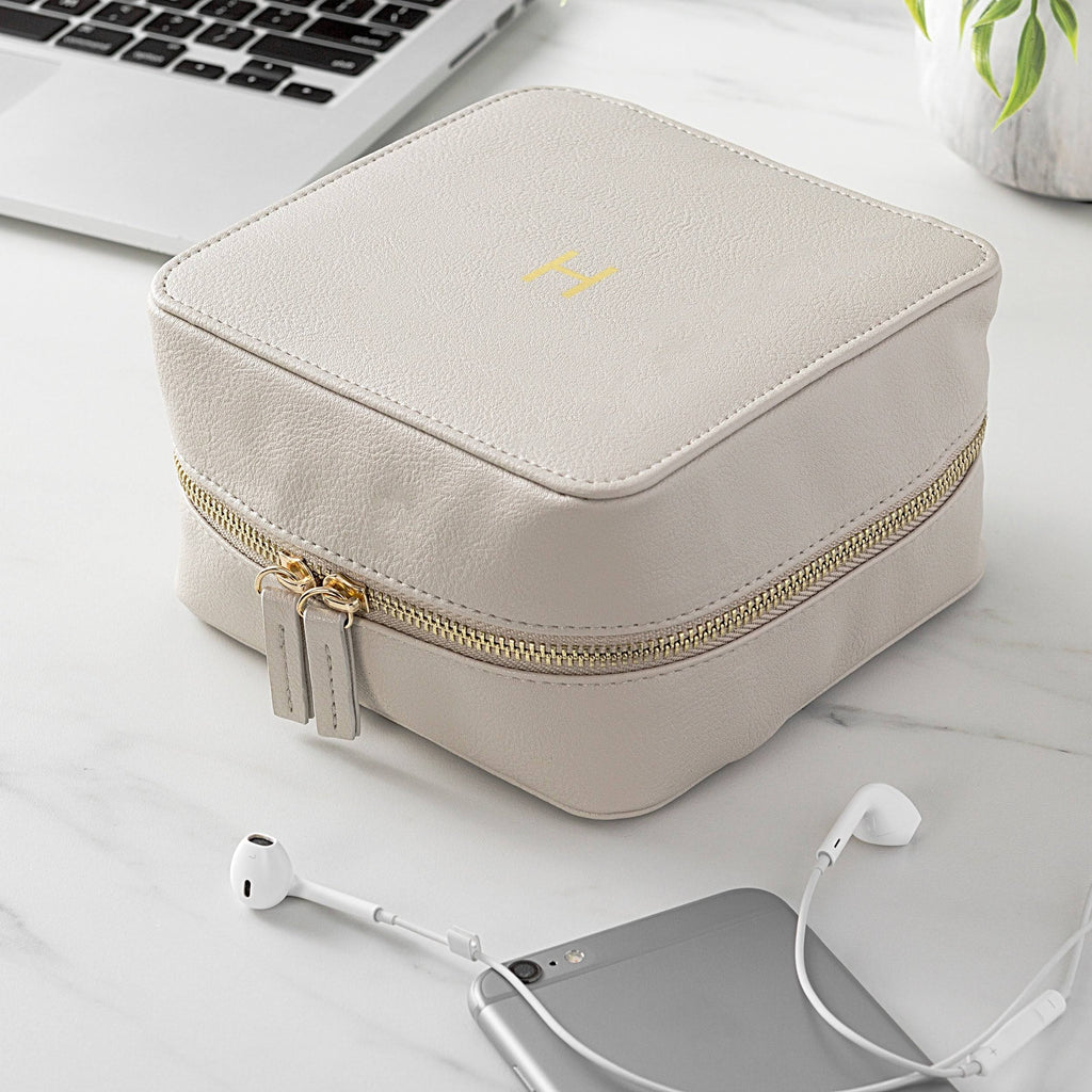 Pebble Travel Tech Case I666359