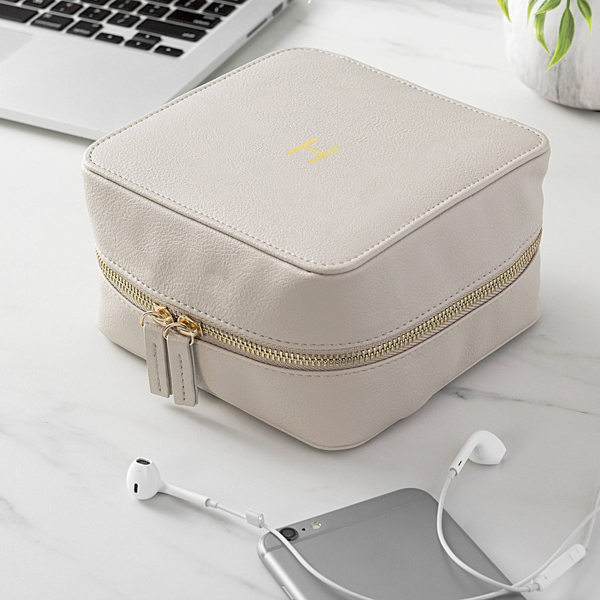 Pebble Travel Tech Case I666359