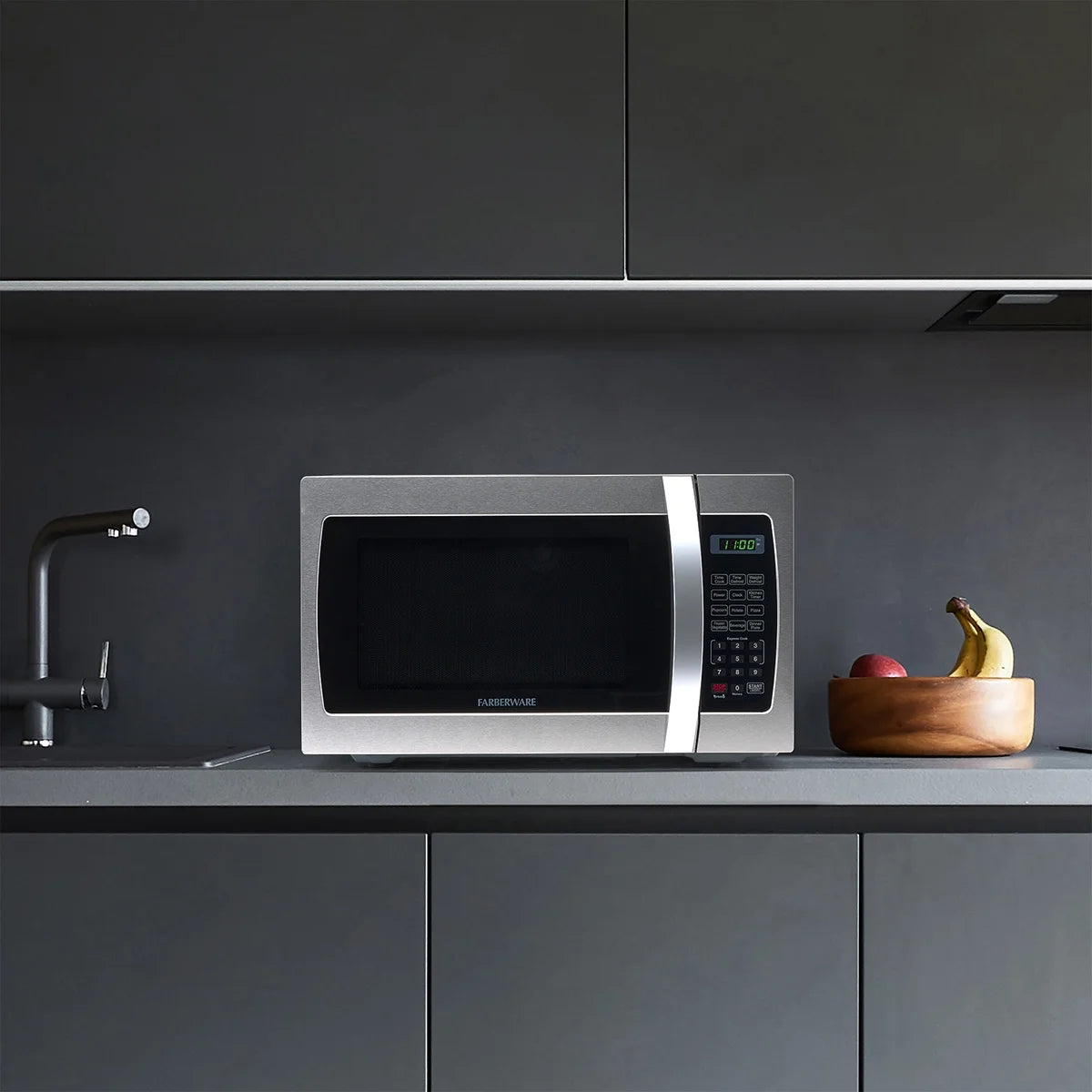 1000 Watts 1.3 cu ft Stainless Steel Microwave Oven G715637